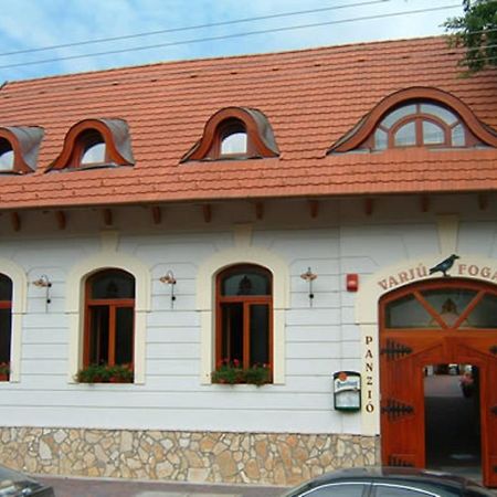Varjú Fogadó Tapolca Exterior foto